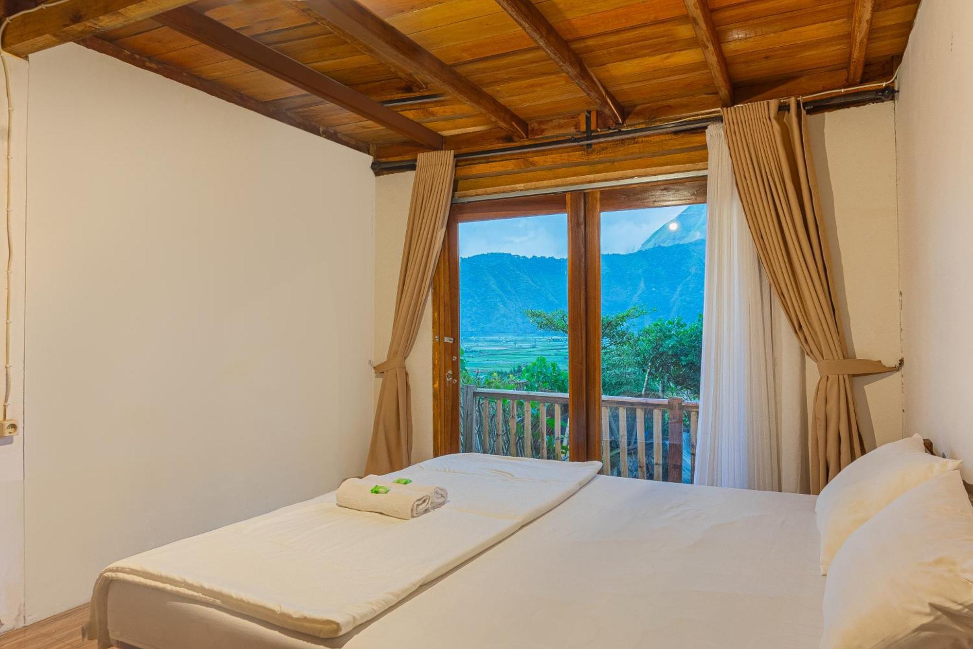 Bale Aur Sembalun Hotel Sembalunlawang Exterior photo